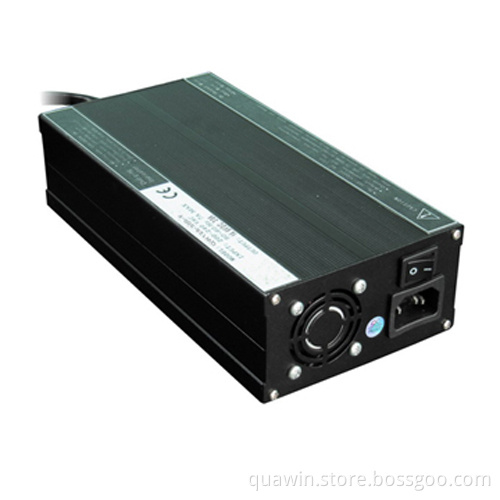 High Quality Smart LiFePO4 Battery Charger